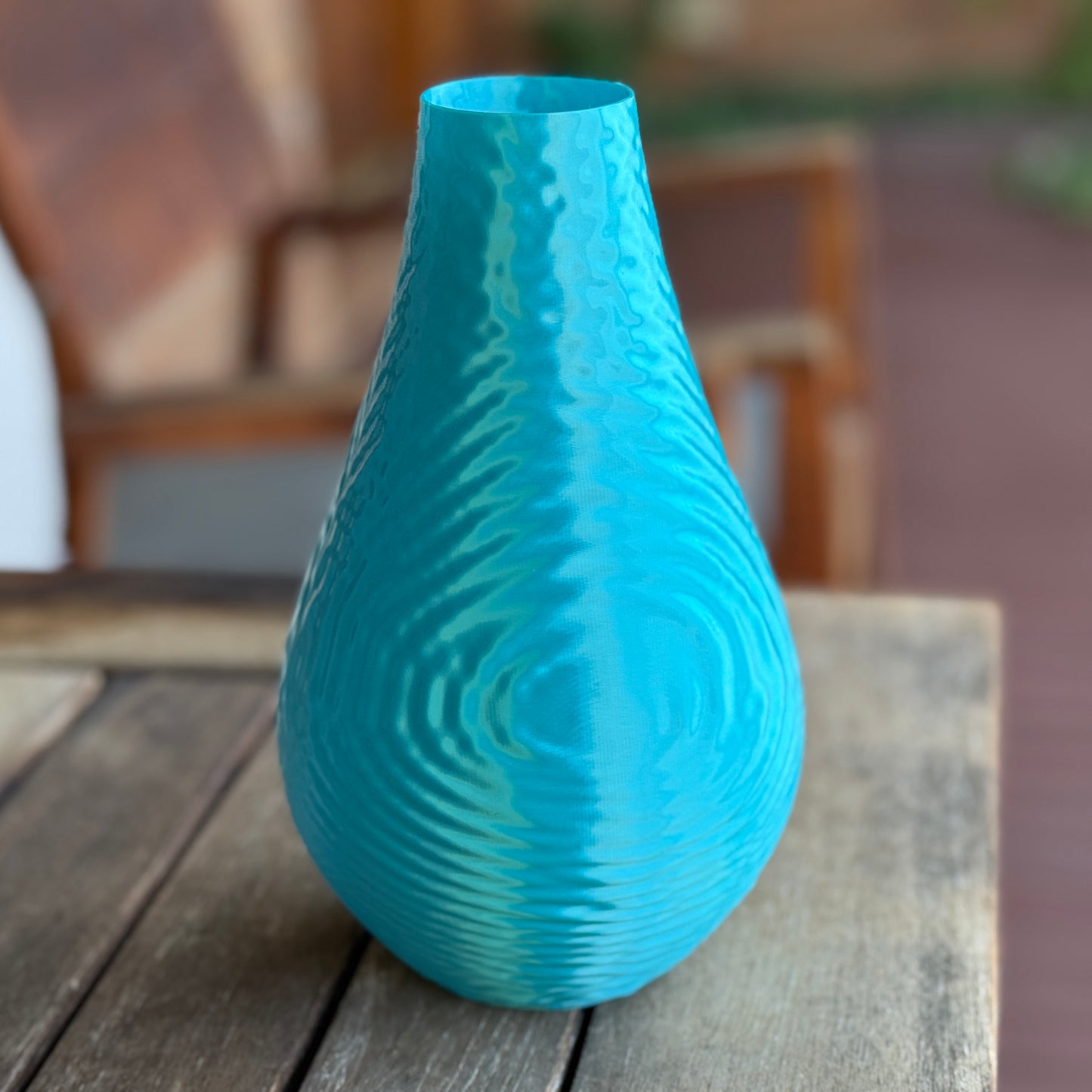 H20 Vase